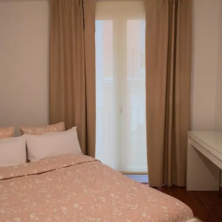 Apartment Plaza Del Pilar *